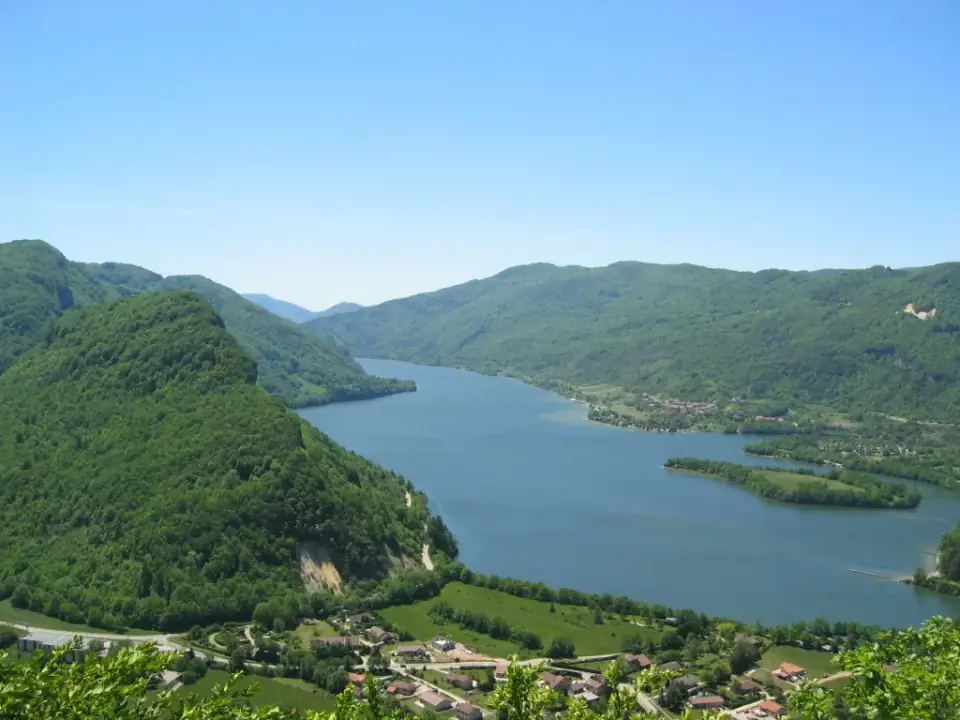 Lac de Coiselet vu depuis le belvédère de Chancia
